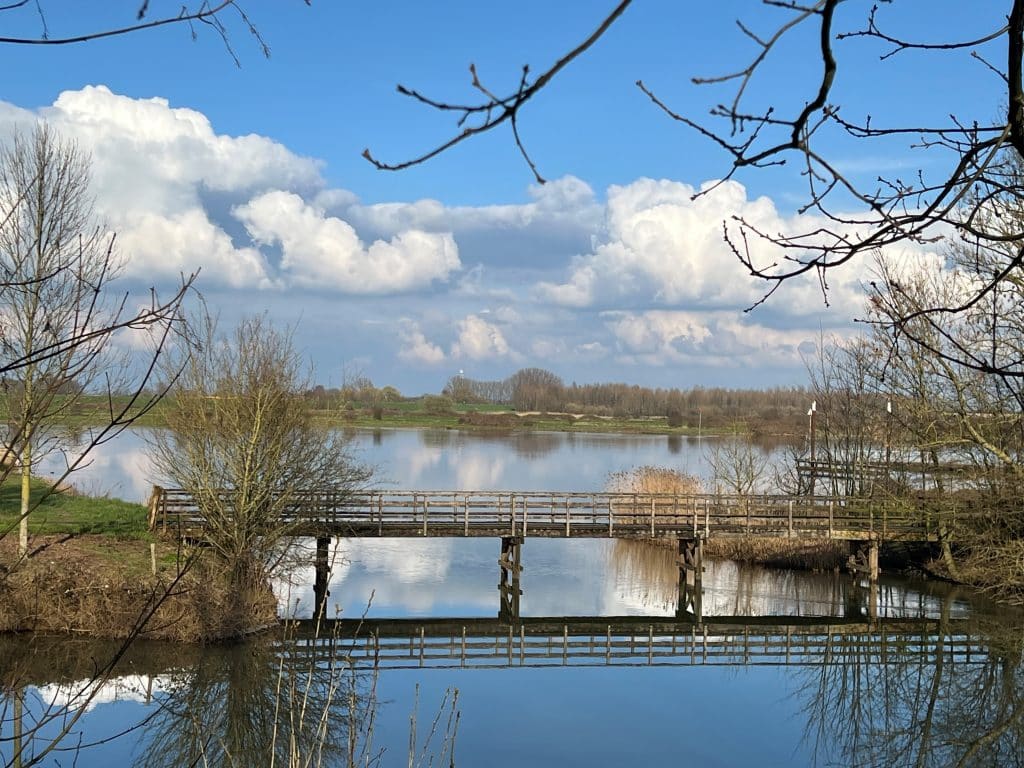 Wolken Werk aan het Spoel